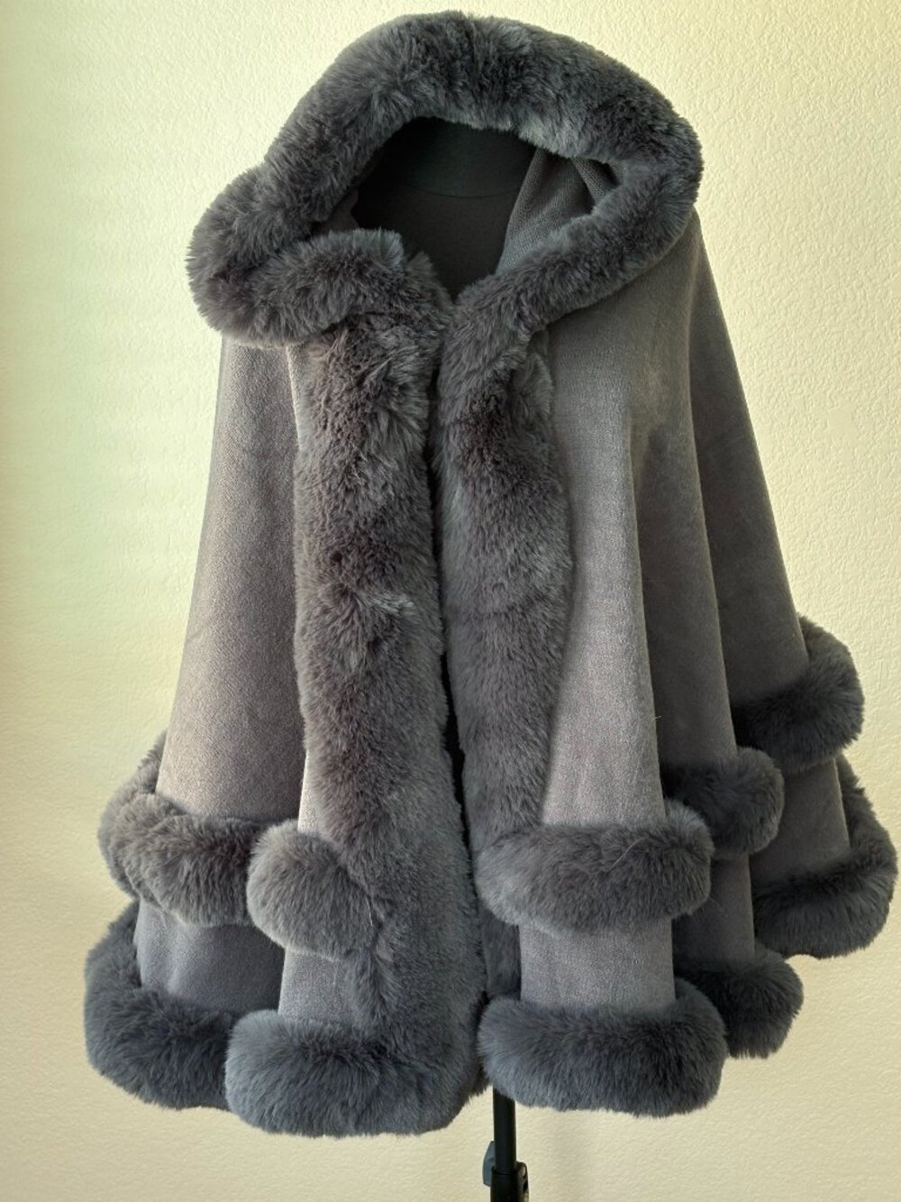 Gray Hooded Poncho Cape Plush Faux Fur Trim Cozy Winter Wrap